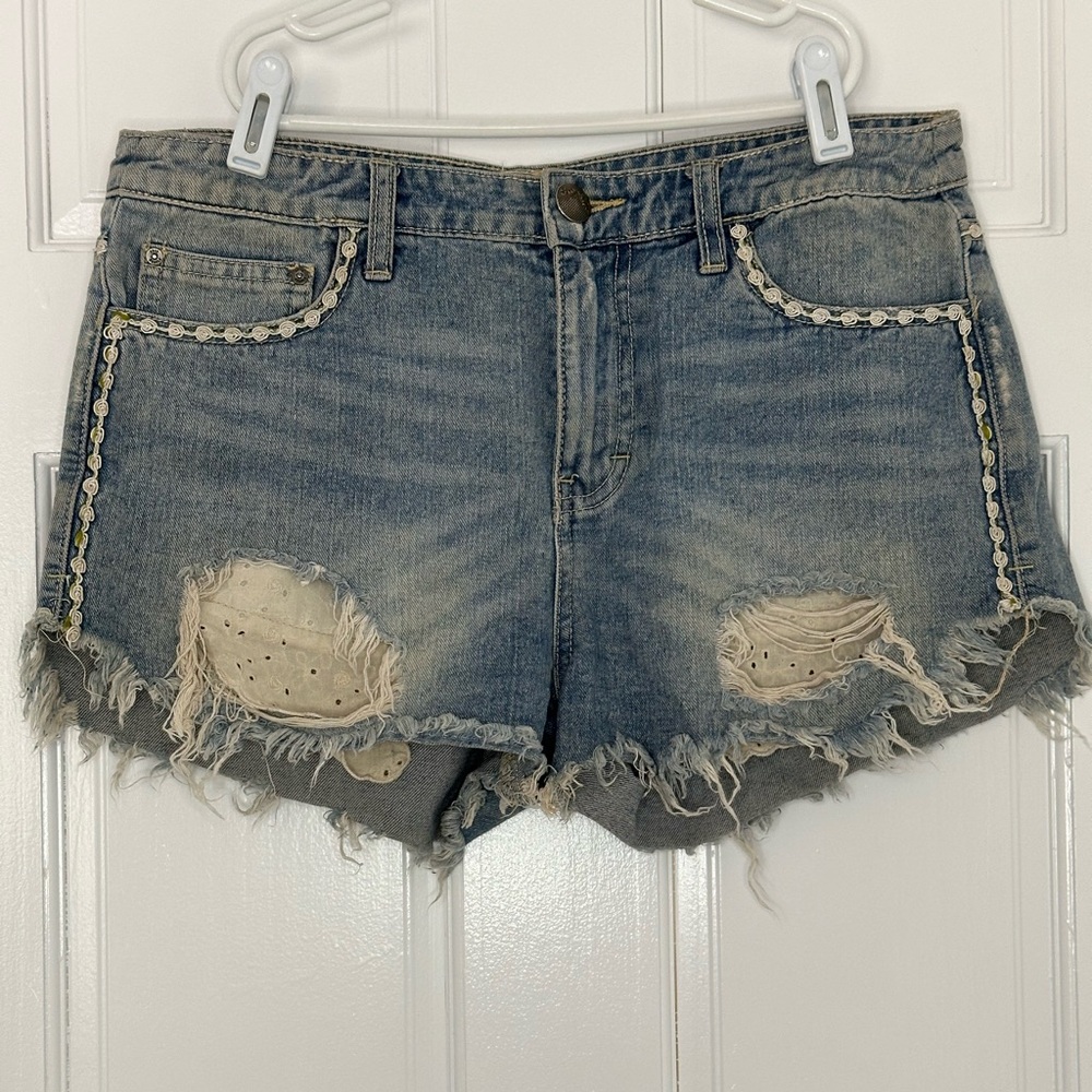 Free People Peekaboo Lace Pockets Floral Stitch Shorts